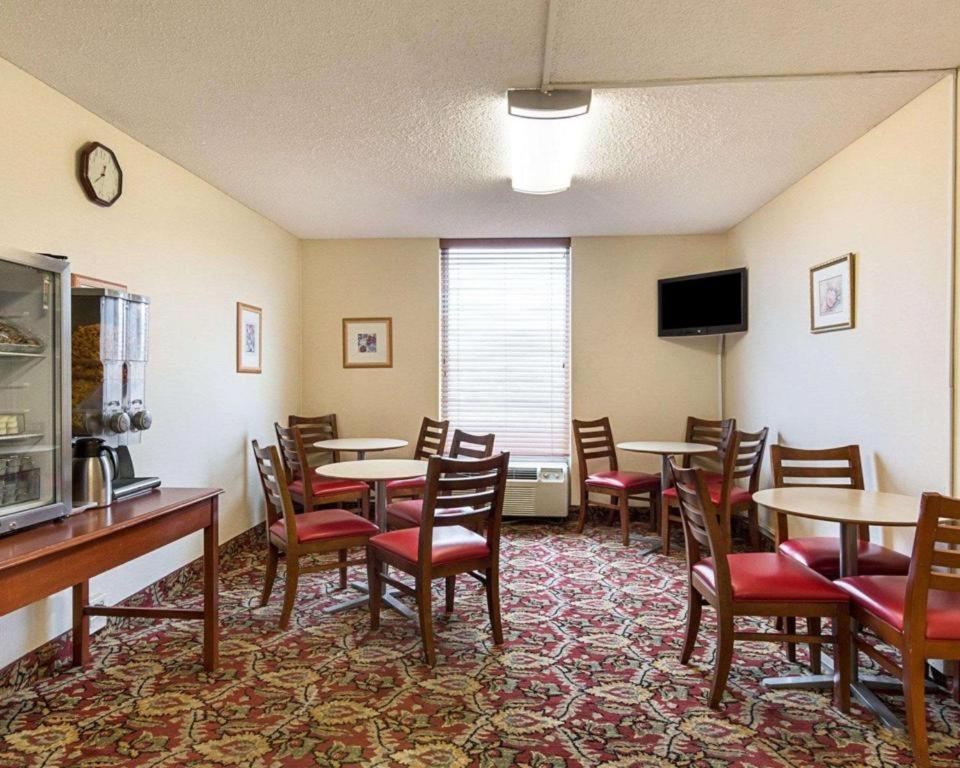 Econo Lodge Near Quantico Marine Base Dumfries Ngoại thất bức ảnh